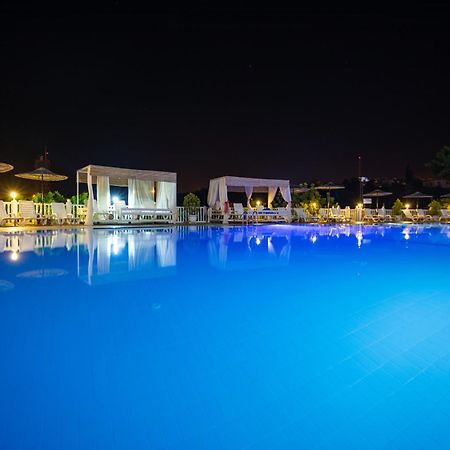Olbios Marina Resort Hotel Kumkuyu エクステリア 写真
