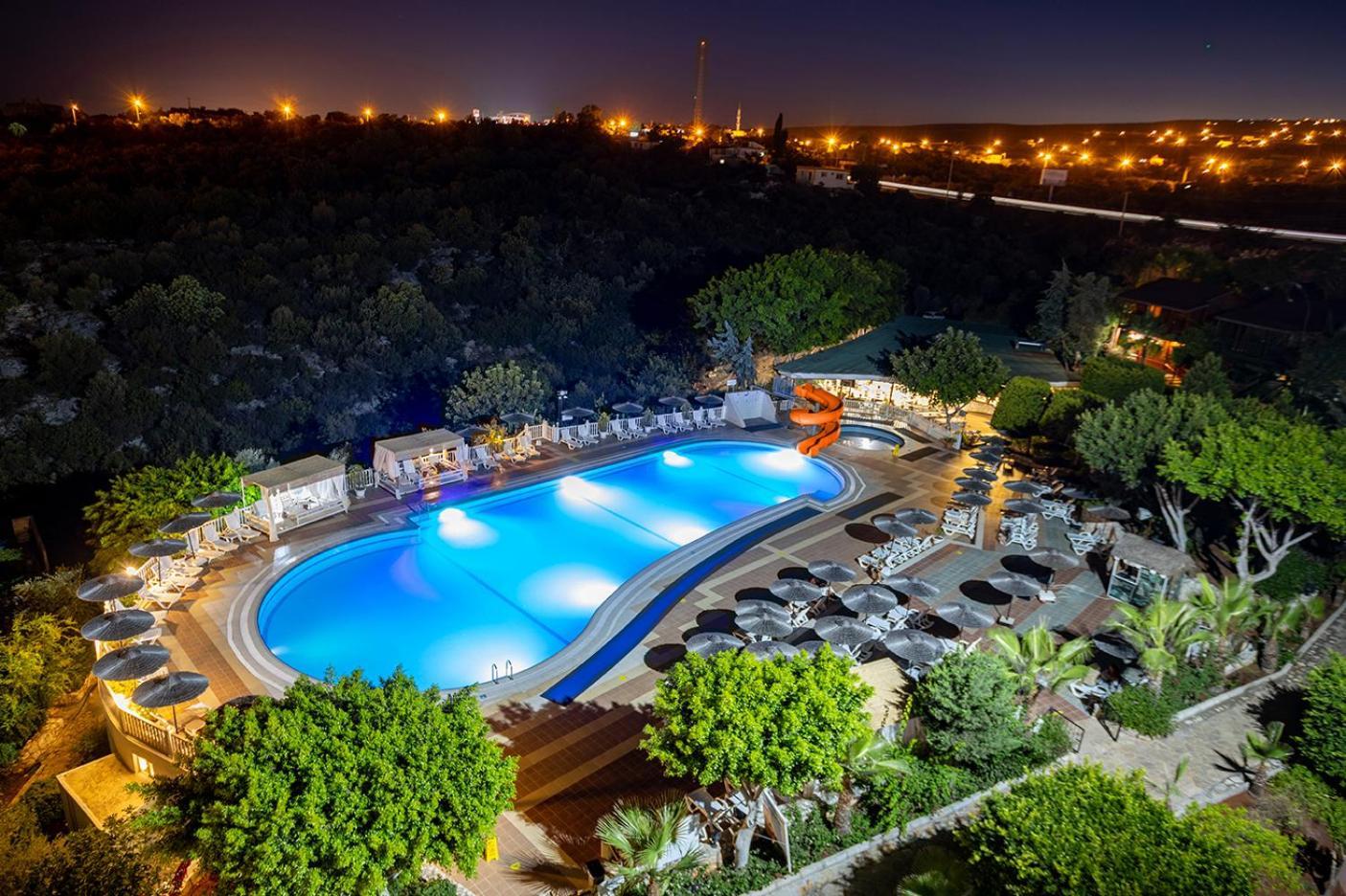Olbios Marina Resort Hotel Kumkuyu エクステリア 写真